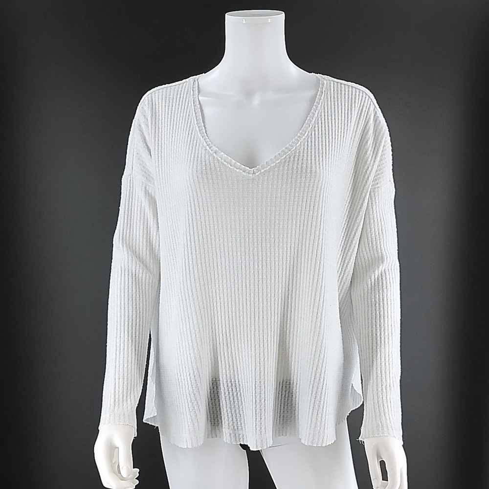 Wild Fable White Waffle Knit V-Neck Thermal Top Small Oversized Long Sleeve